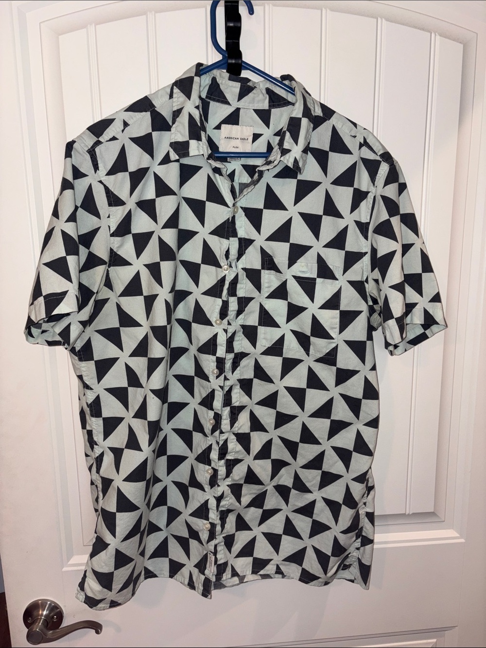 American Eagle Outfitters Short-Sleeve Geometric Button-Up - Black & Light Gray